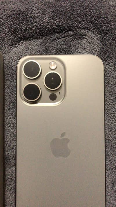 Iphone 15 pro max 256gb HK model pta approved