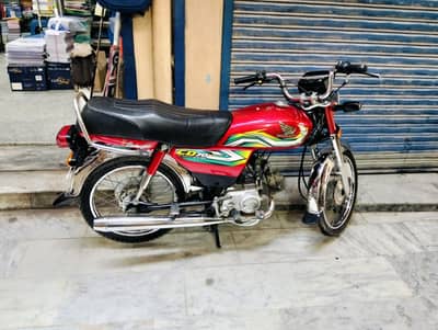 Honda CD 70 22/23 red Islamabad number