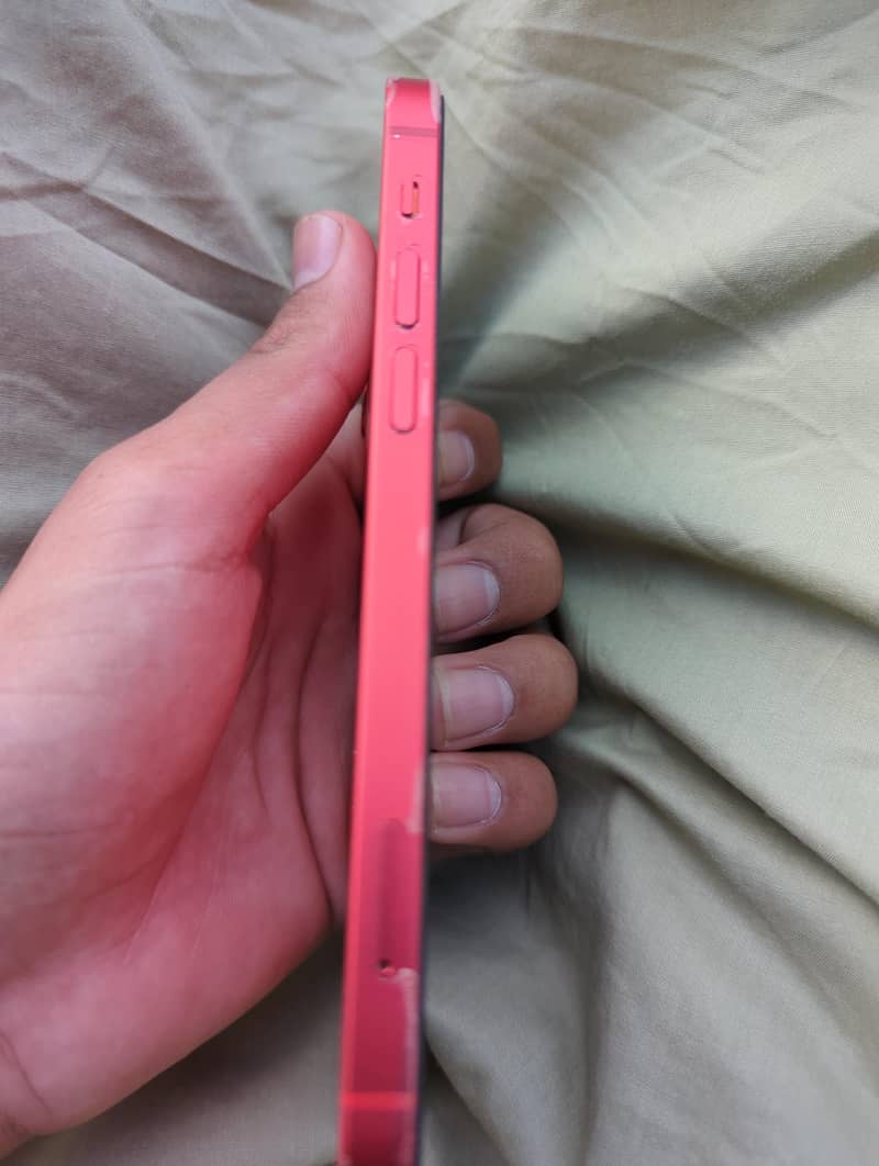 Apple iPhone 12 1