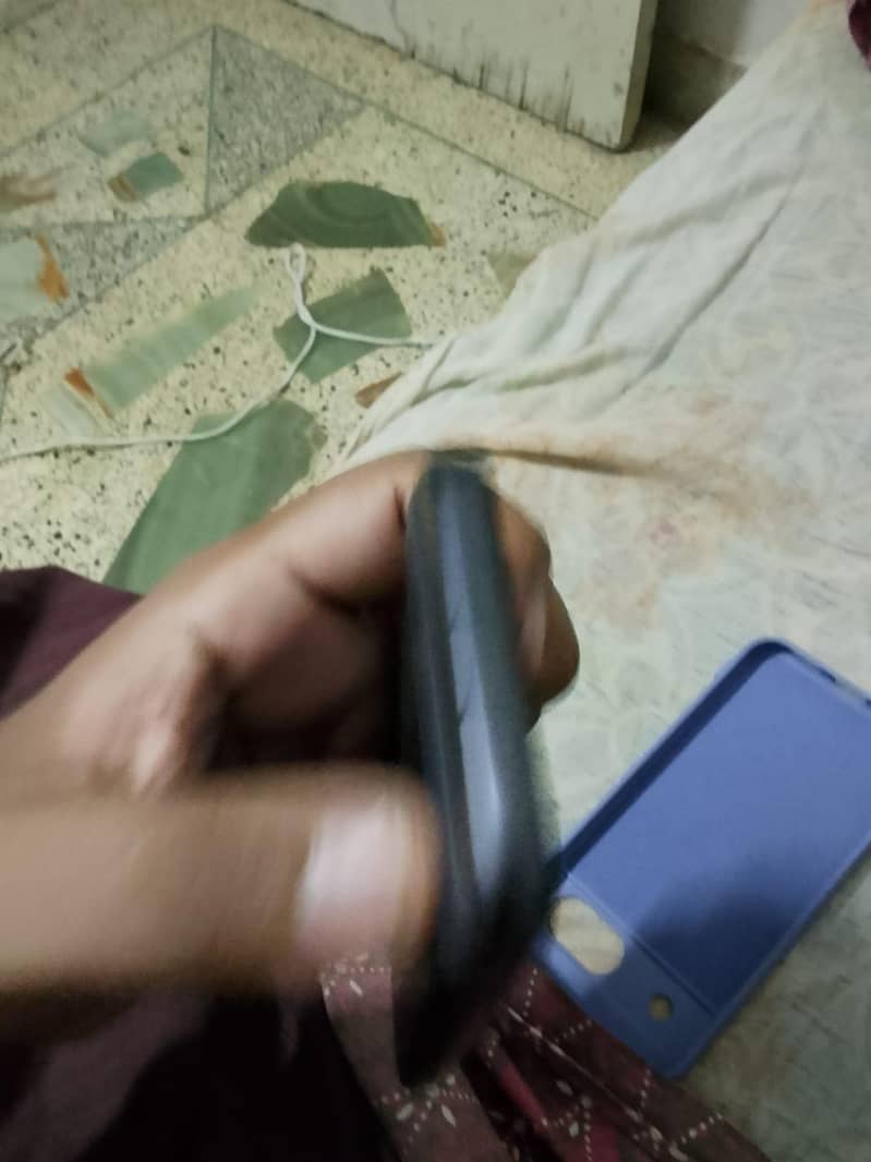 Google Pixel 8a 3