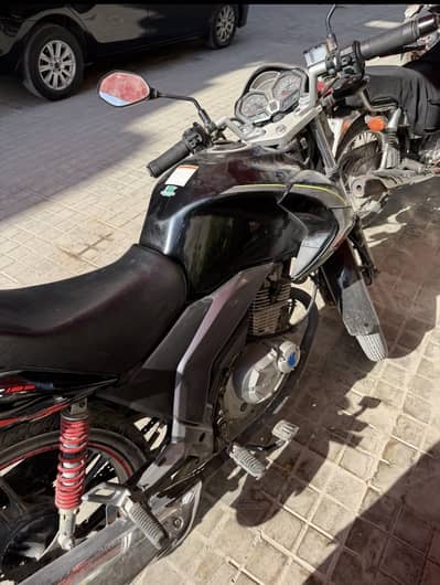 Suzuki gsx-125