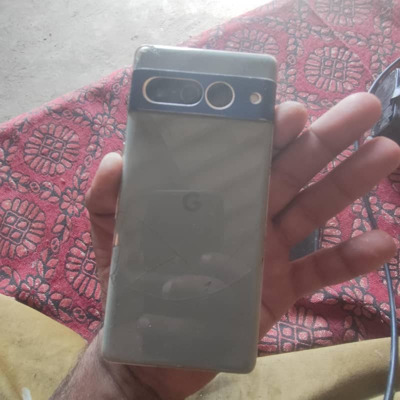 Google Pixel 7 Pro 6