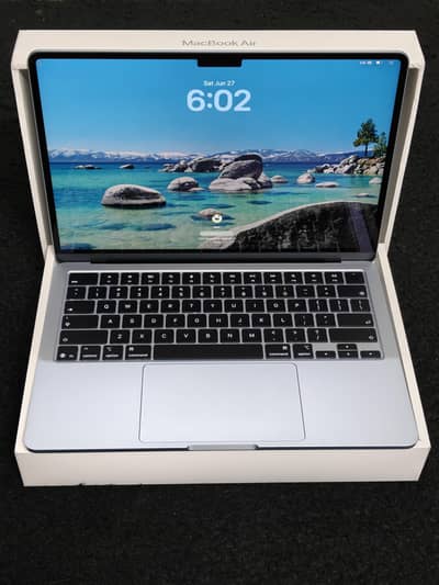 MacBook Air M4 & M5 16/256 & 16/512 New
