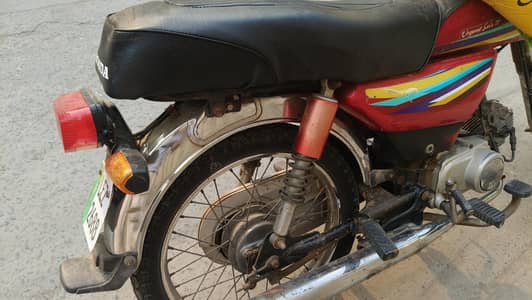 United US 70 2014 Model – Excellent Condition  Fuel saver bike
