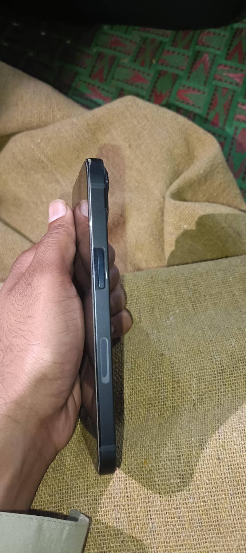 Apple iPhone 13 3