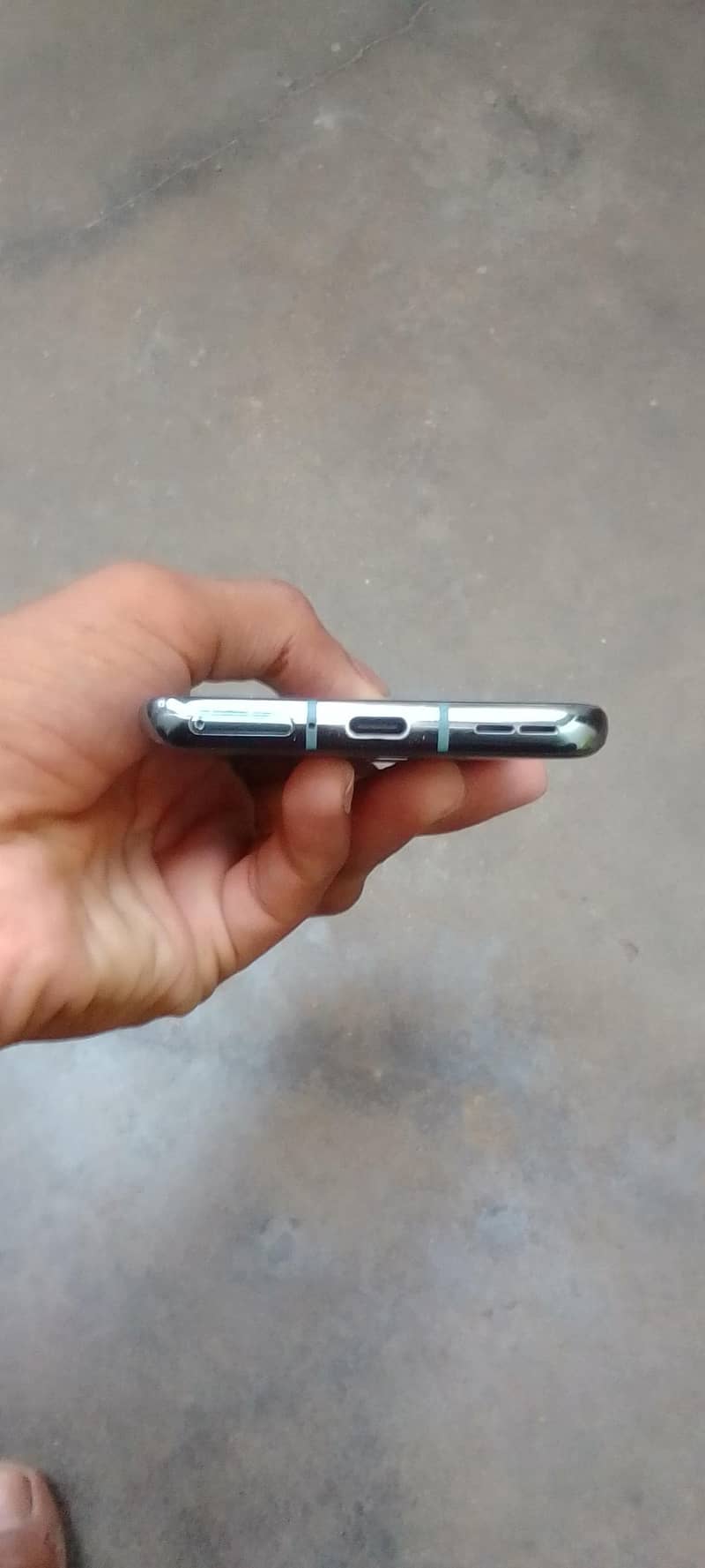 One Plus 9 Pro 4