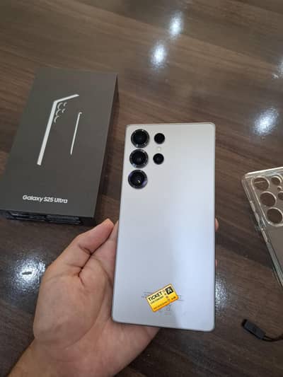 Samsung Mobile S25 Ultra