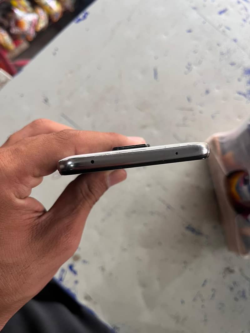 Xiaomi Redmi Note 9 Pro 7