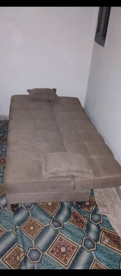 sofa Cumbed