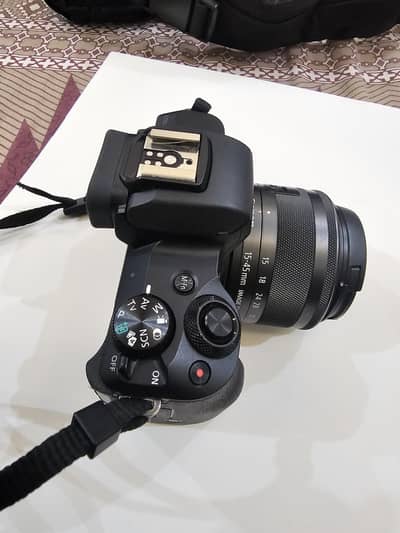 Canon EOas M50 Mark II Mirrorless Camera | 128GB Card | Bag | Charger