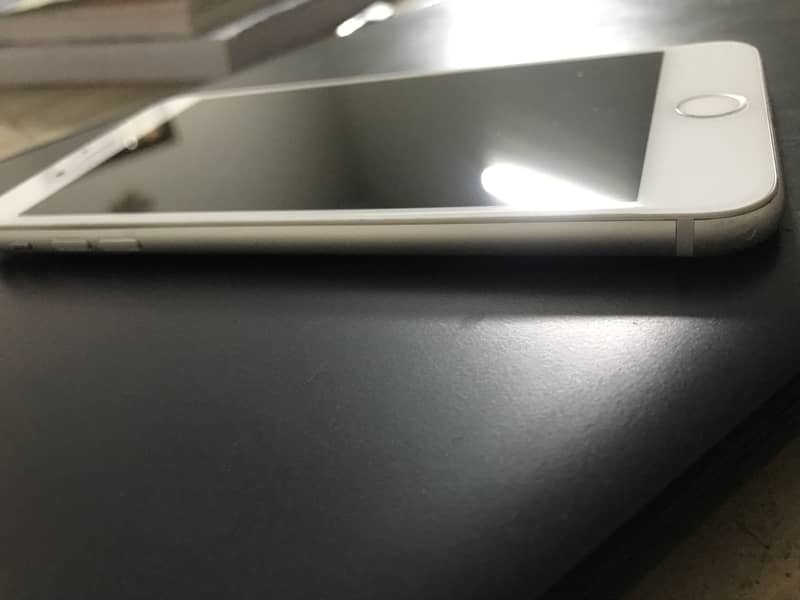 Apple iPhone 7 Plus 7