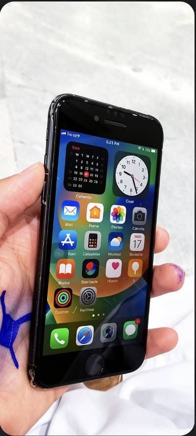 Apple iPhone 8