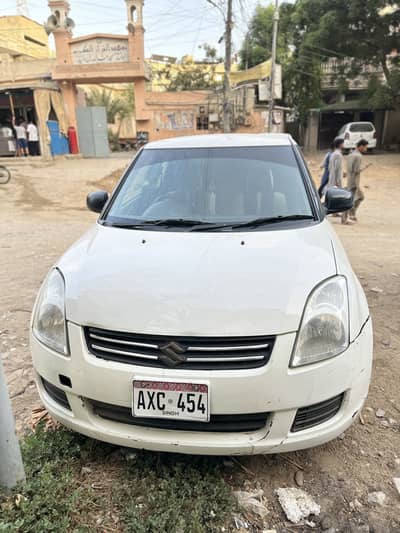 Suzuki Swift dx 2012