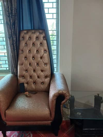 coffee chairs with 3 table set
