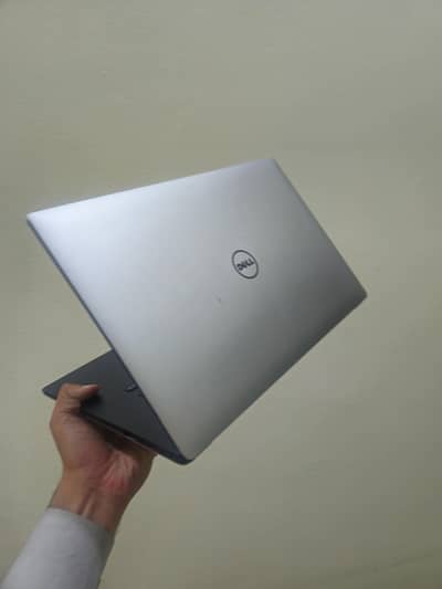 Dell Xps 9550 || Core i7 6th gen || 16/256