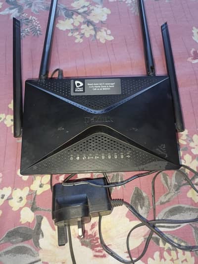 DLINK ROUTER 2.4G AND 5G , BEST CONDITION