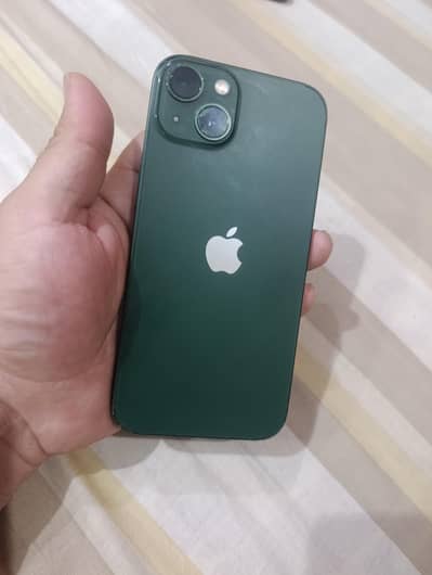 Apple iPhone 13