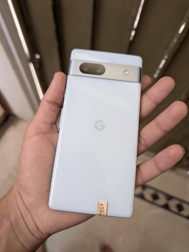 Google Pixel 7a 1