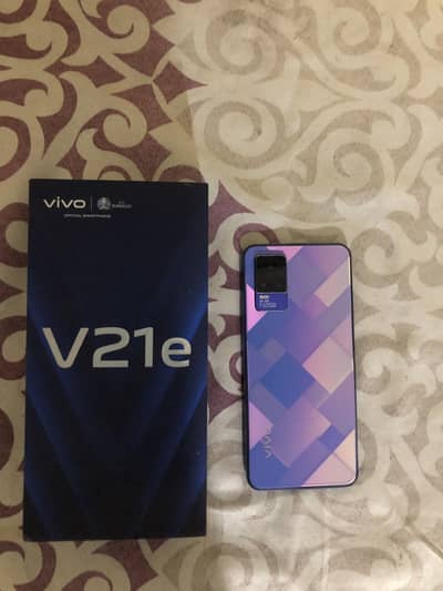 Vivo V21e 8+4/128 gb with box 03006937565 and charger