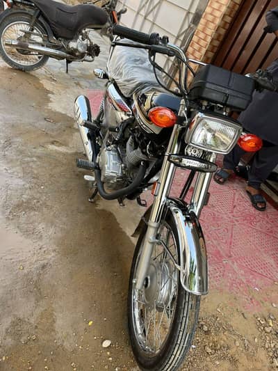 CG125 Self Start BLK