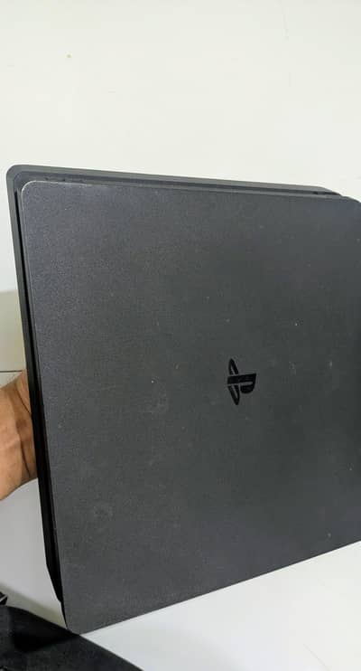 PlayStation 4 slim