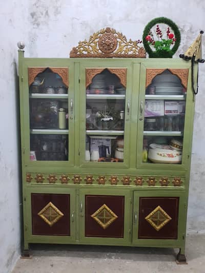 iron showcase