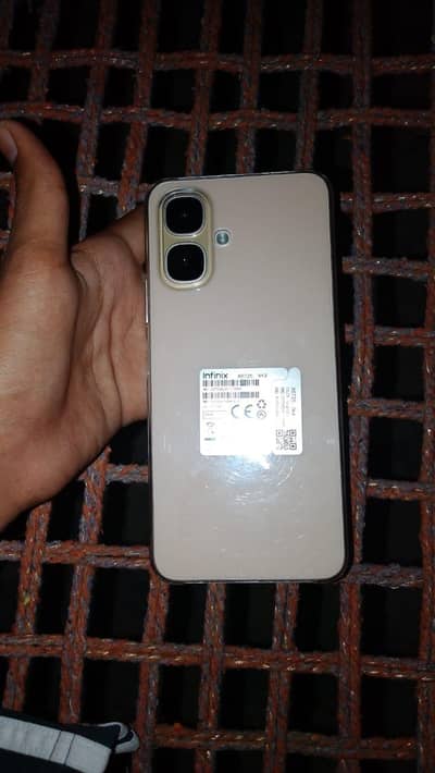 Infinix Smart 10 open box he bus exchange offer with iphone 11  12