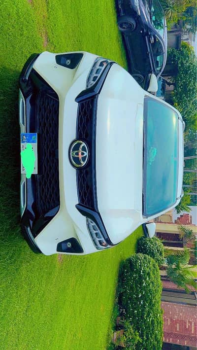Toyota Fortuner Legender 2023