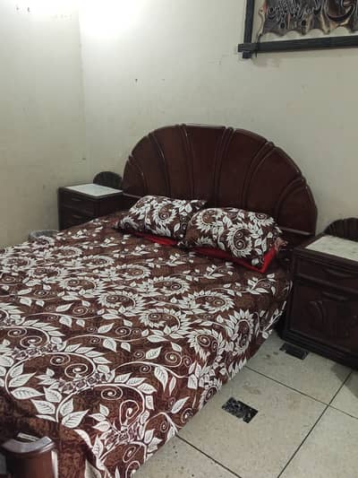 Bed with sight table dressing table and 2 chairs