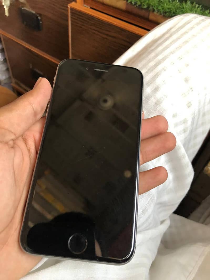 Apple iPhone 6 1