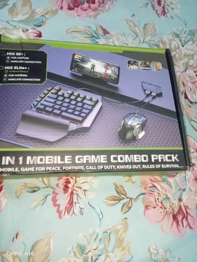 4in1 one hand gaming keyboard with otg and mobile stand with out mouse