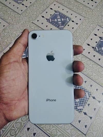 Apple iPhone 8