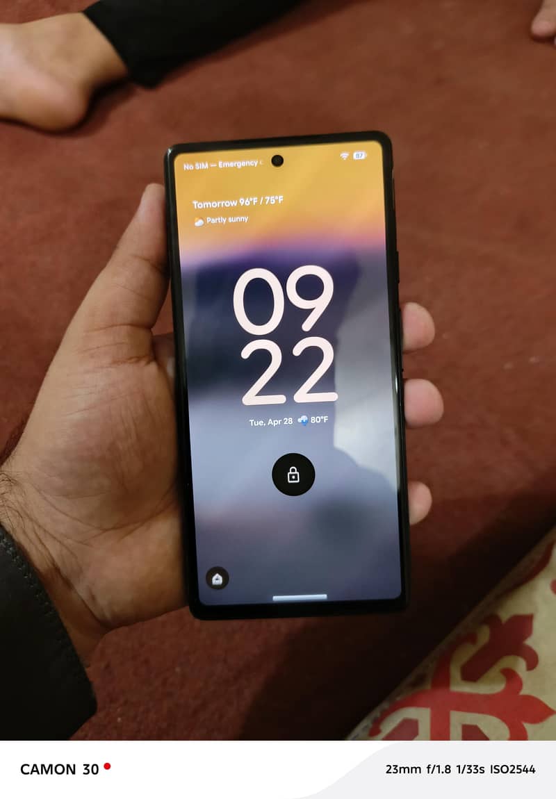 Google Pixel 6a 1