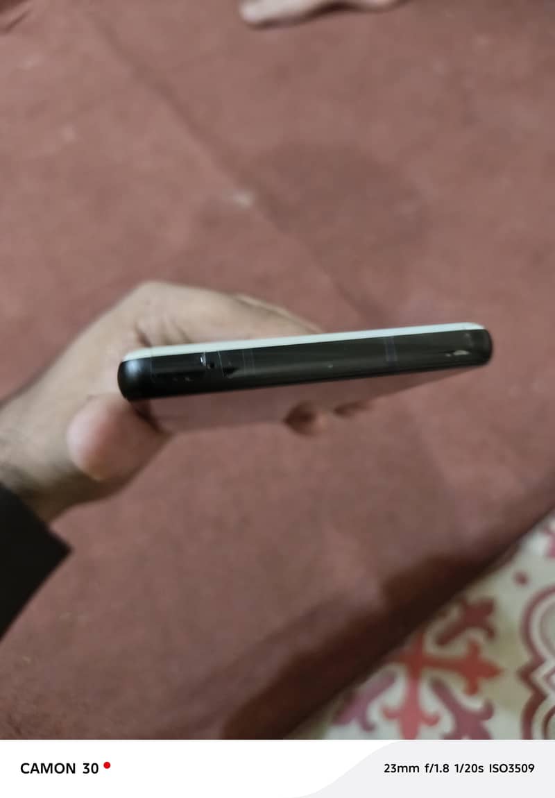 Google Pixel 6a 4