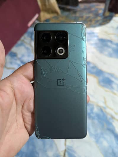 One Plus 10 Pro