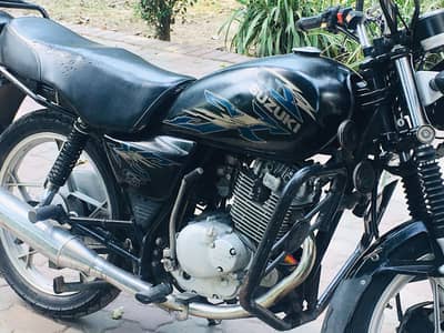 Suzuki GS 150 2019