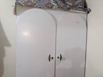 2 door cupboard