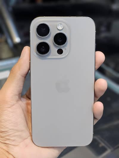 Apple iPhone 15 Pro