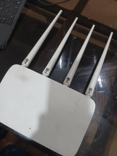 Tenda wireless N300 Home router