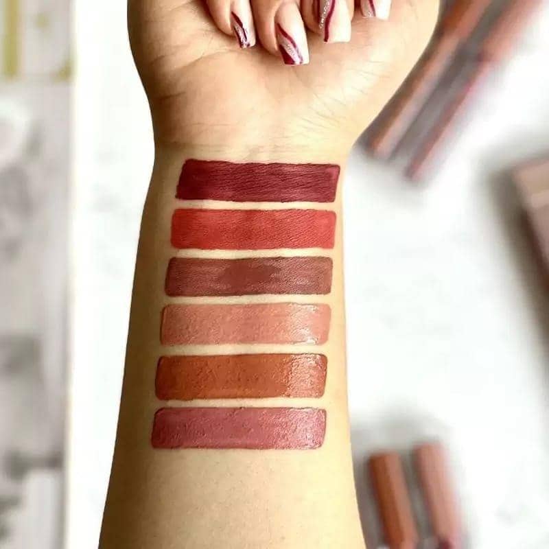 Lip gloss 1