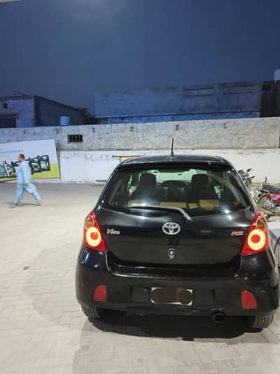 Toyota Vitz 2007