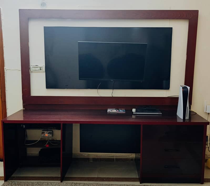 Gaming console 0