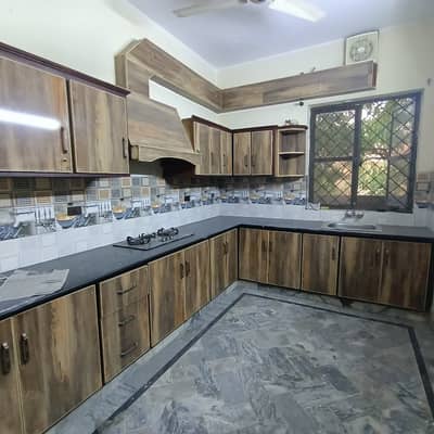 AHMED ASSOCIATES OFFER 1 KANAL INDEPENDENT UPPER PORTION FOR RENT IN PCSIR PHASE 2 NEAR TO SHUKAT KHANUM HOSPITAL LAHORE.
