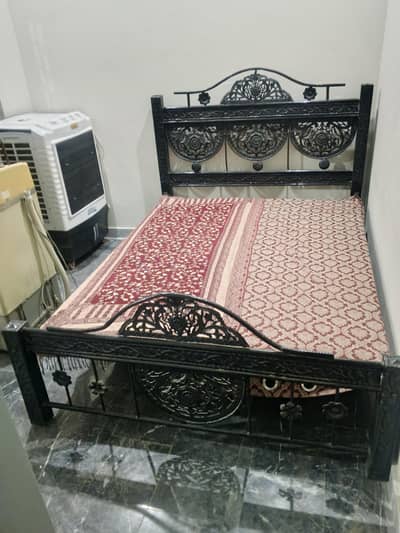 iron bed