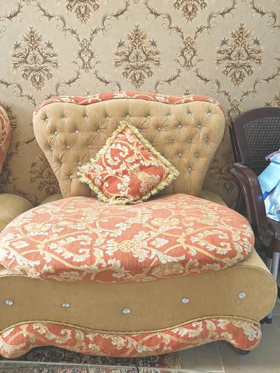 7 seater sofa set for sale, used, silght wear and tear,perfect for use