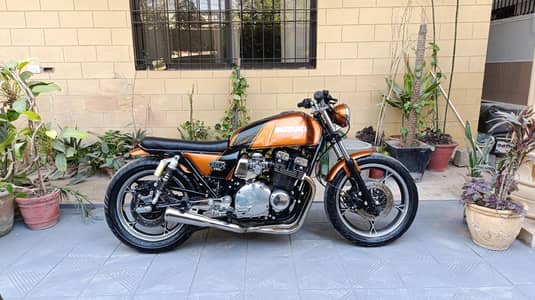 Suzuki GSX-750