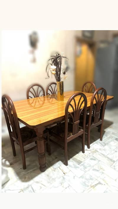 6-seater dining table with chairs