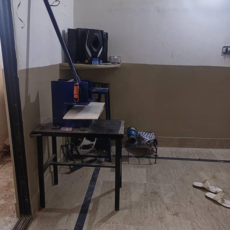 Slippers making machine 3