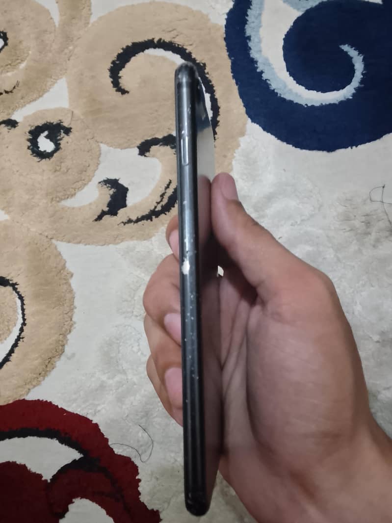 Apple iPhone 7 Plus 2