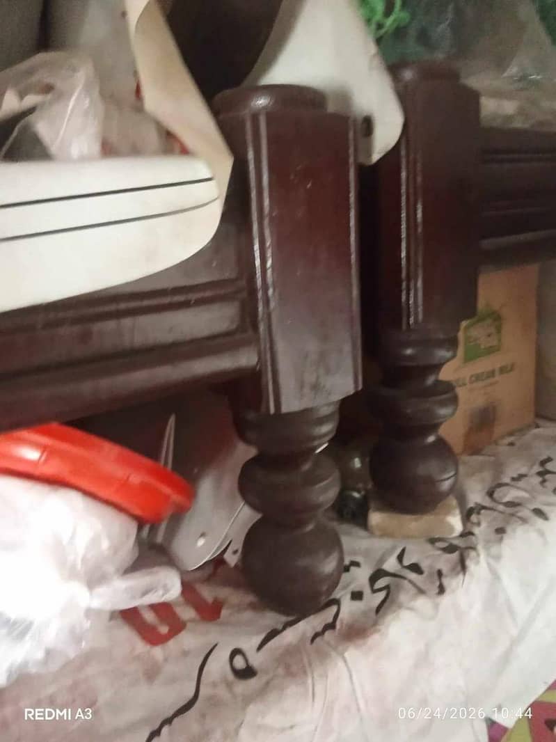 sofa set  with table 4